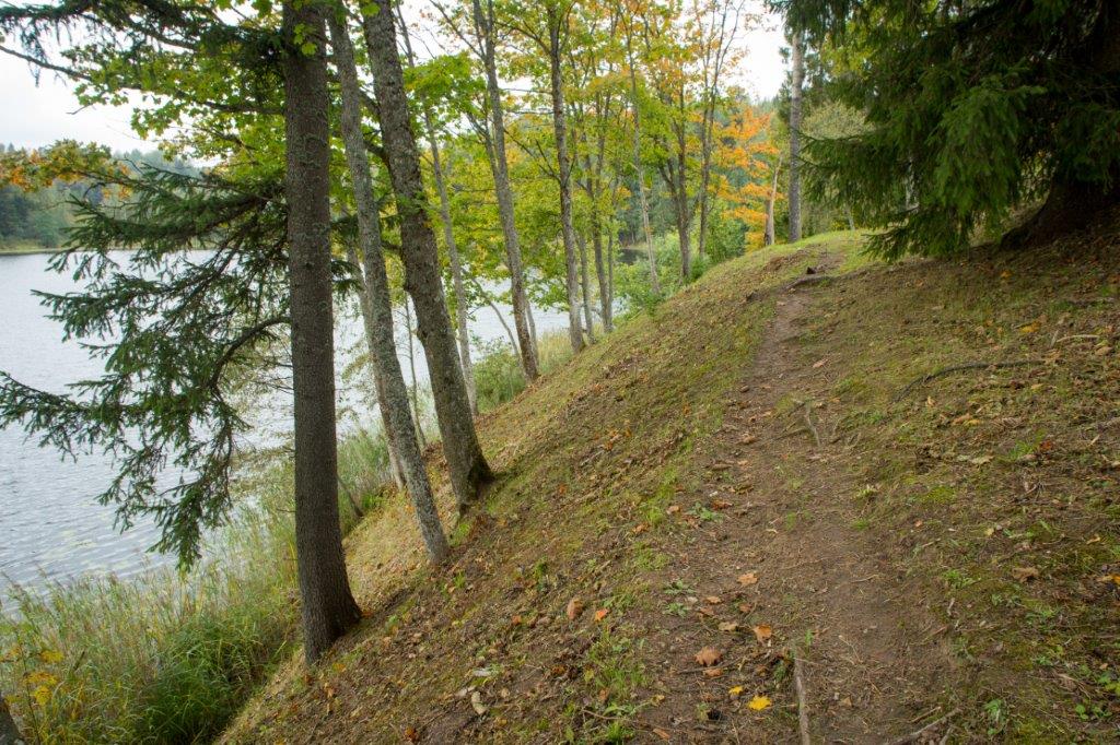 Kavadi järve matkarada (2,2 km)