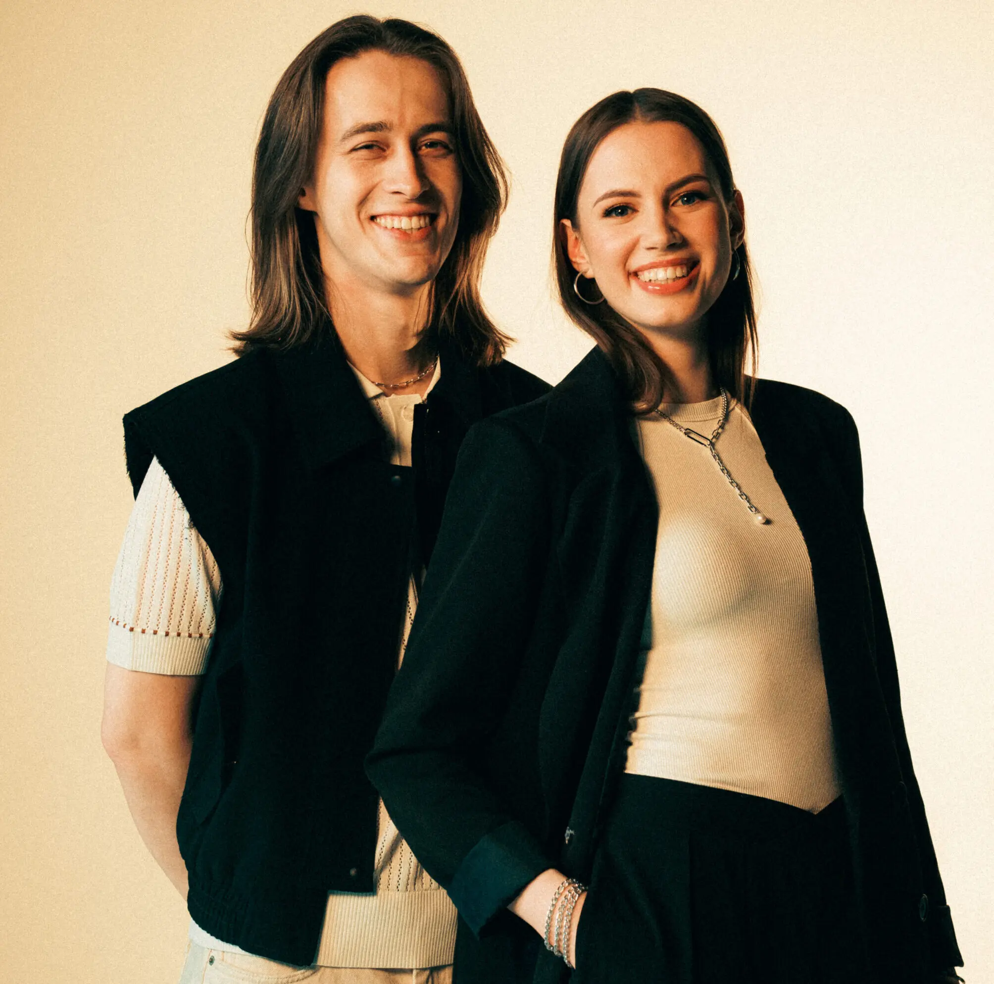 Dinner & live music: Karmen Telvik duo